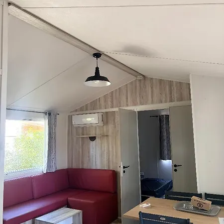 6-person Mobile - 4-star - Direct Access